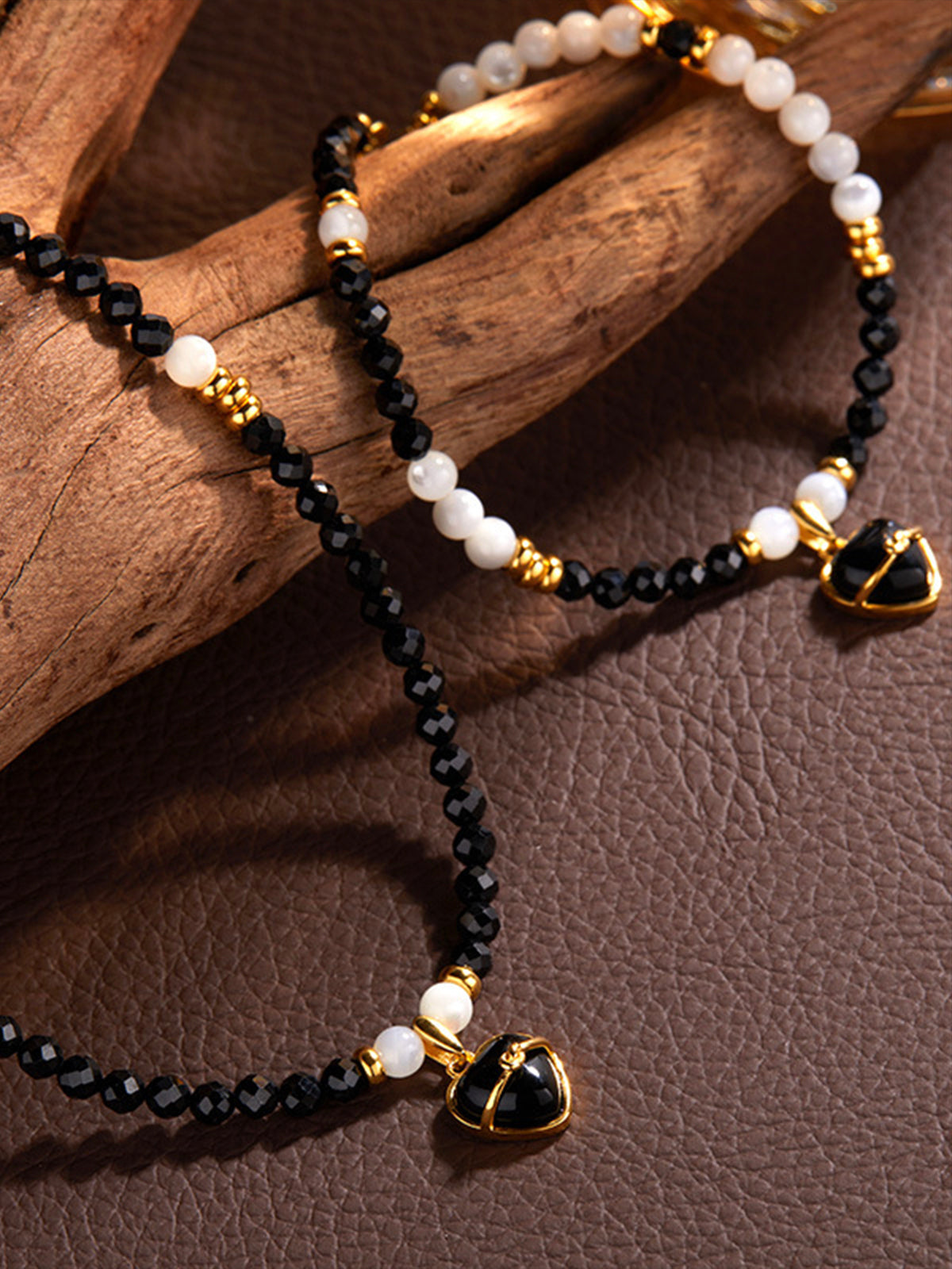 Black Agate Heart-shaped Love Necklace