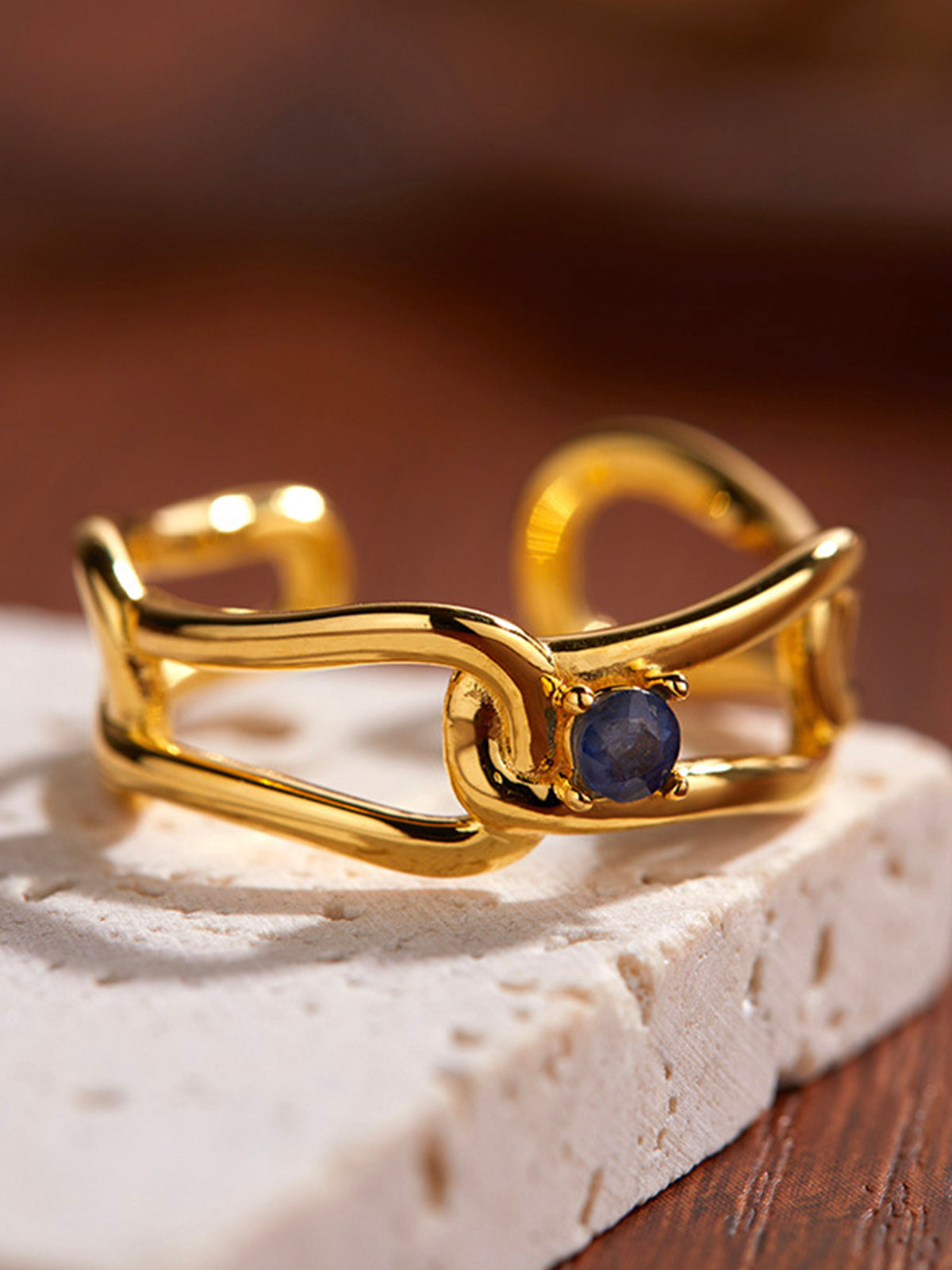 Sapphire,Gold