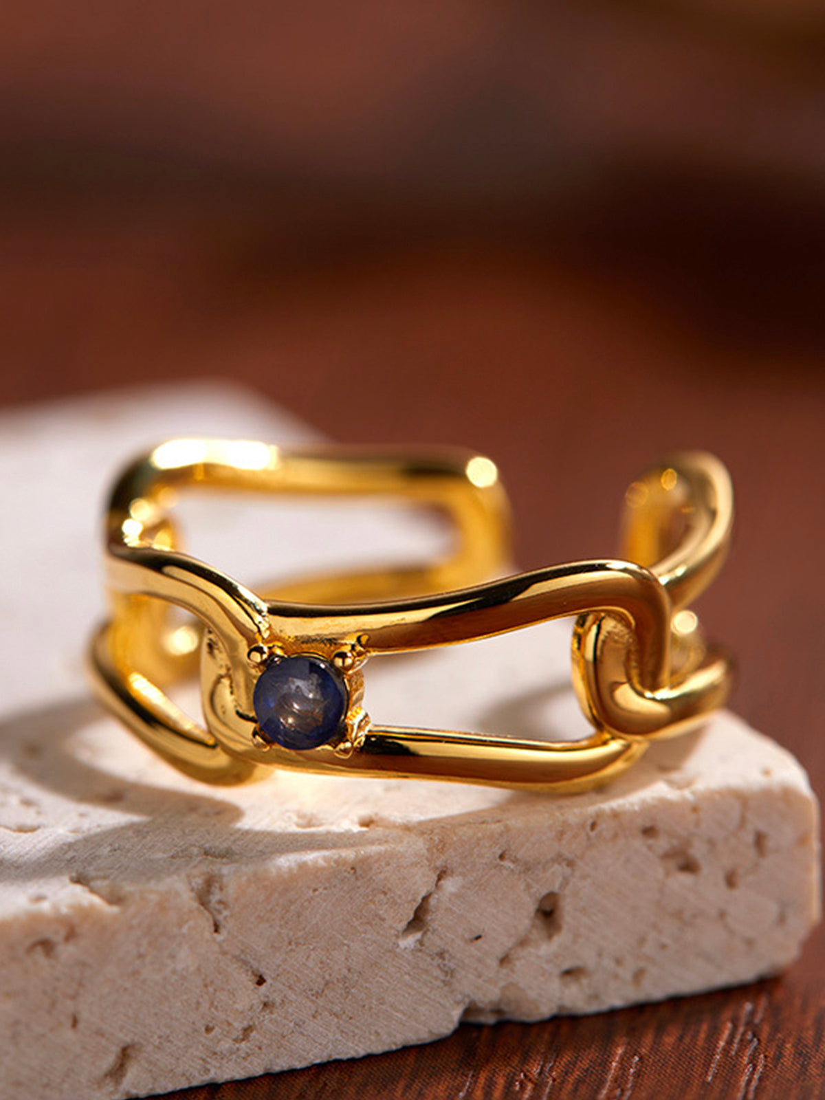 Sapphire,Gold