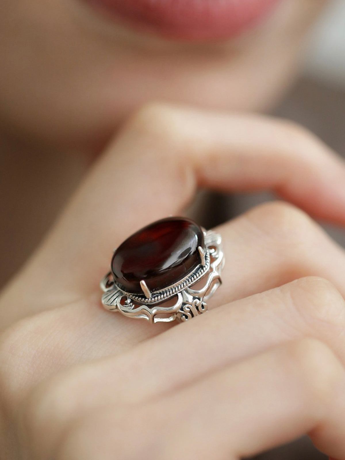 Blood Amber Pattern Cabochon Ring