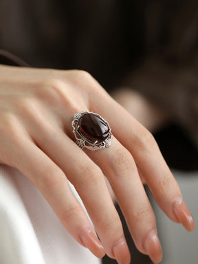 Blood Amber Pattern Cabochon Ring