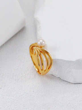 Leaf Pearl Ring