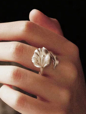 Calla Lily Wire Drawing Ring