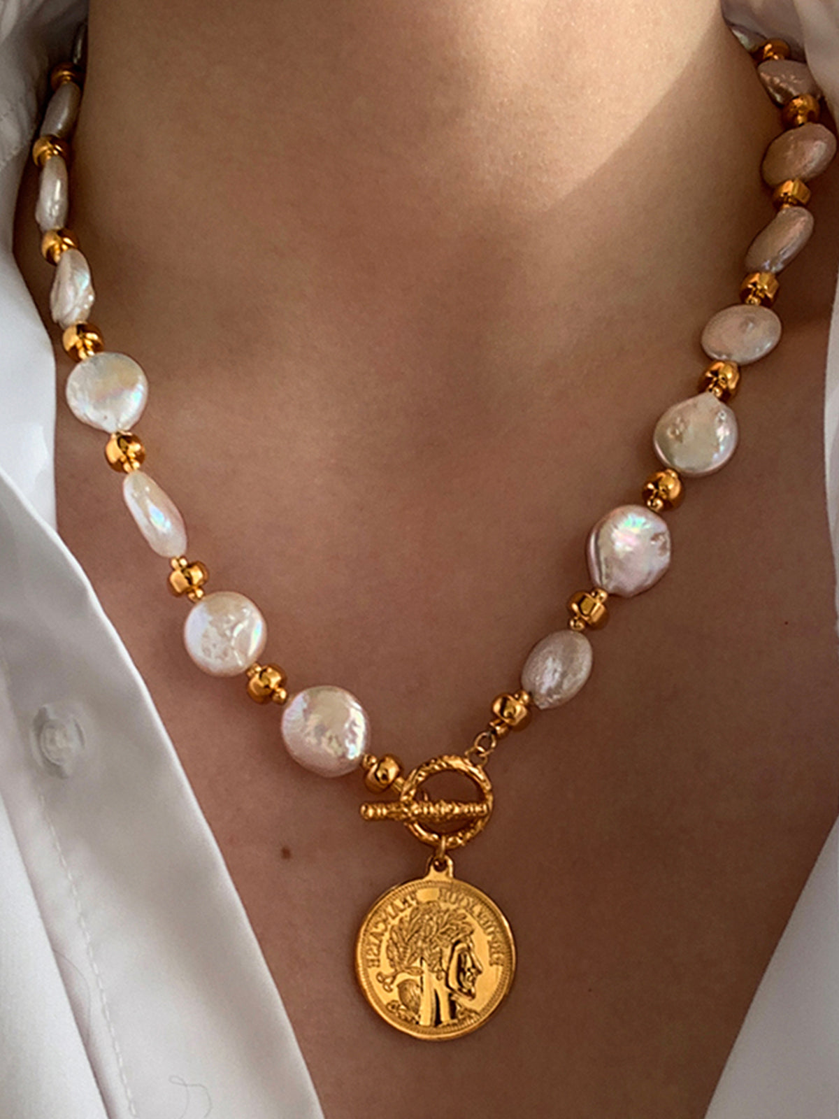 Flat Pearl Coin Necklace