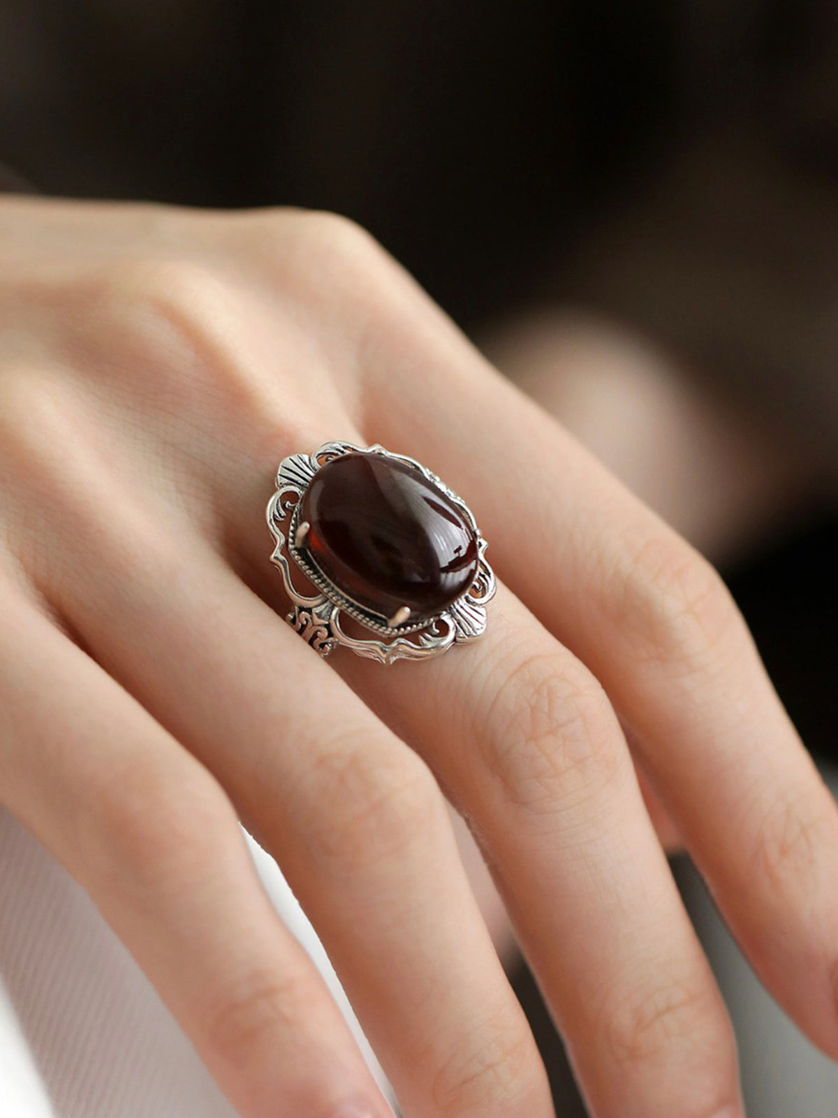 Blood Amber Pattern Cabochon Ring