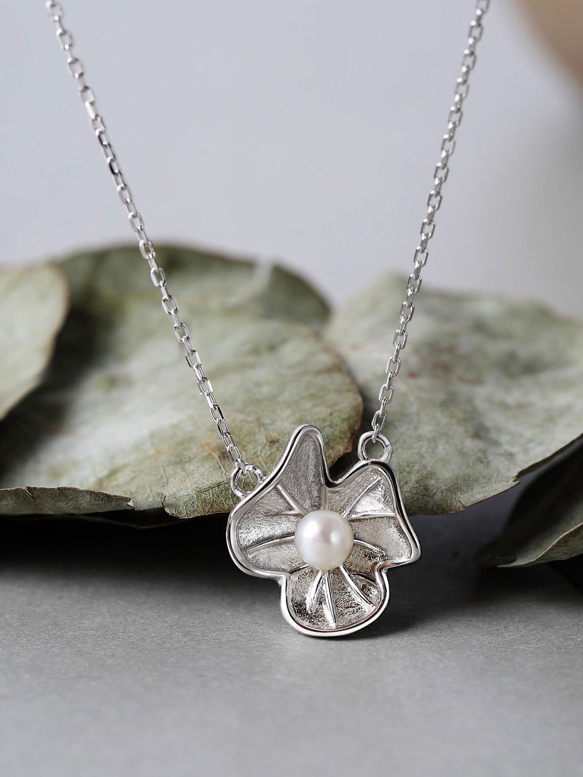 Lotus Leaf Pearl Necklace