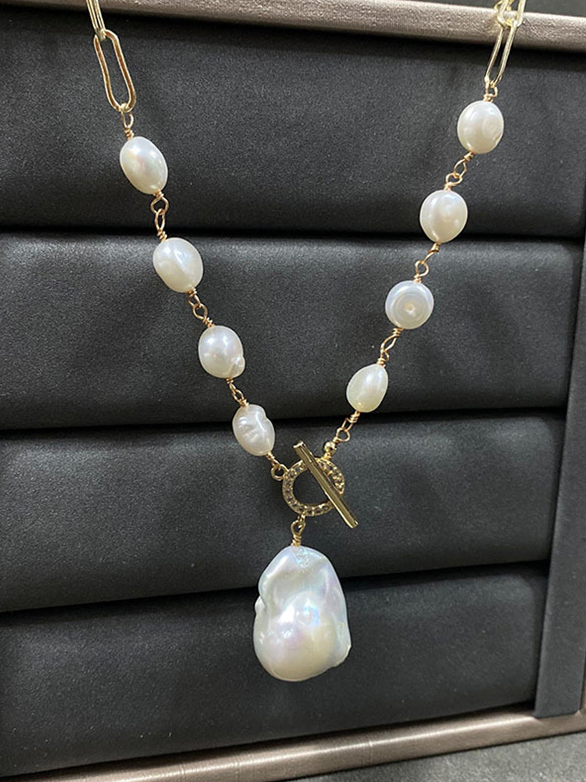 Baroque Pearl Toggle Pendant